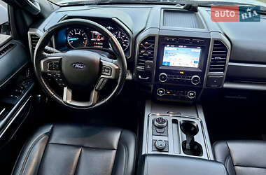 Позашляховик / Кросовер Ford Expedition 2019 в 