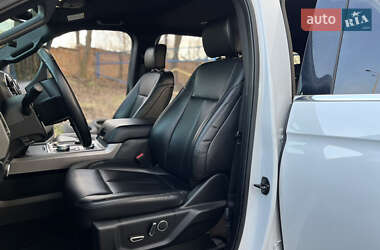 Позашляховик / Кросовер Ford Expedition 2019 в 