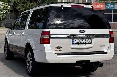 Внедорожник / Кроссовер Ford Expedition 2016 в 