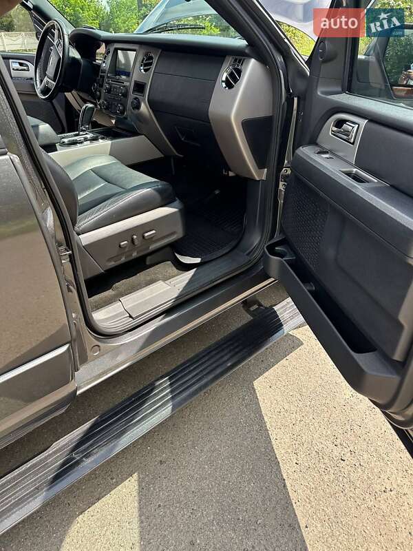 Внедорожник / Кроссовер Ford Expedition 2017 в Первомайске фото 39 Внедорожник / Кроссовер Ford Expedition 2017 в Первомайске