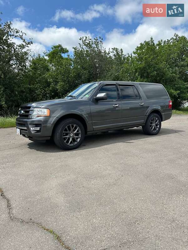 Внедорожник / Кроссовер Ford Expedition 2017 в Первомайске