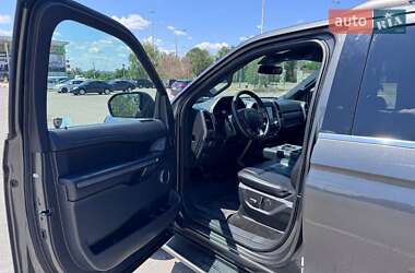 Внедорожник / Кроссовер Ford Expedition 2019 в 