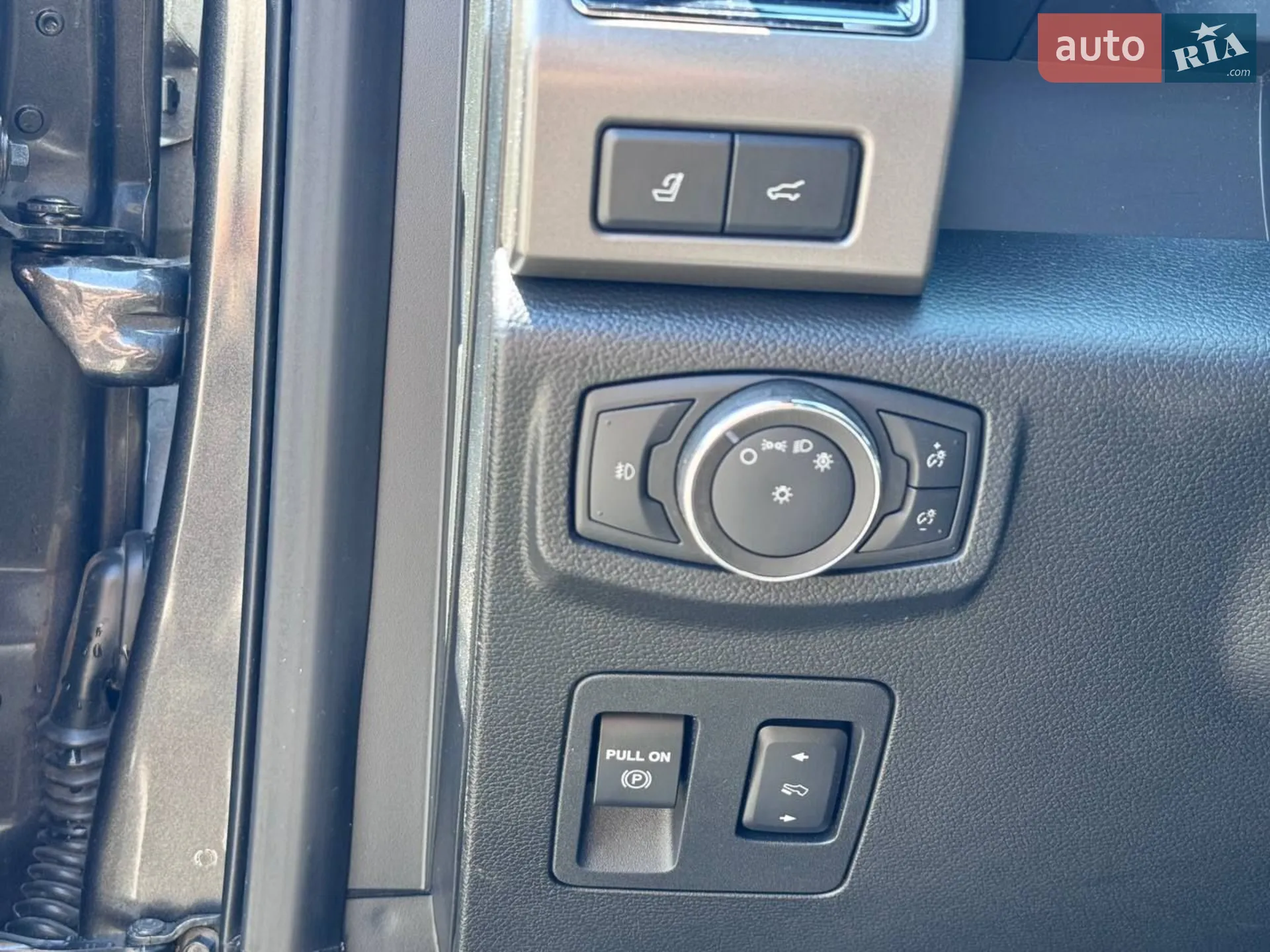 2019 Ford Expedition - мініатюра 18