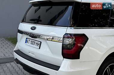 Внедорожник / Кроссовер Ford Expedition 2021 в 