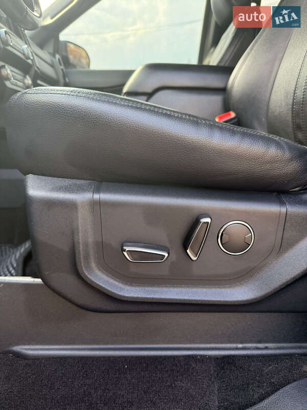 Внедорожник / Кроссовер Ford Expedition 2019 в Хмельницком