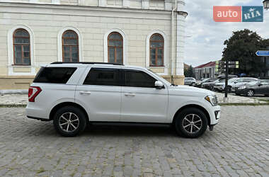 Внедорожник / Кроссовер Ford Expedition 2019 в 