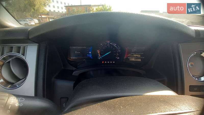 Позашляховик / Кросовер Ford Expedition 2016 в Києві фото 12 Позашляховик / Кросовер Ford Expedition 2016 в Києві