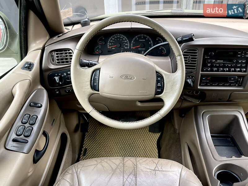 Внедорожник / Кроссовер Ford Expedition 1999 в Киеве