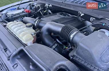 Позашляховик / Кросовер Ford Expedition 2019 в 