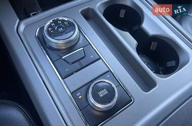 Позашляховик / Кросовер Ford Expedition 2019 в 