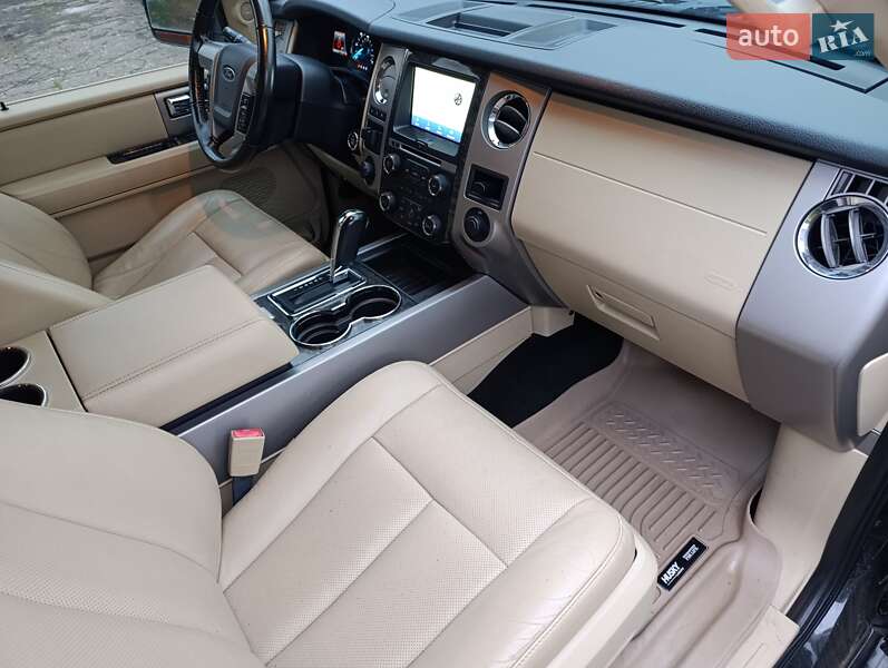 Позашляховик / Кросовер Ford Expedition 2016 в Києві фото 12 Позашляховик / Кросовер Ford Expedition 2016 в Києві