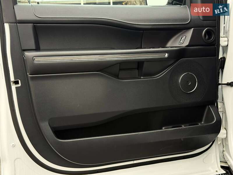 Позашляховик / Кросовер Ford Expedition 2019 в Рівному