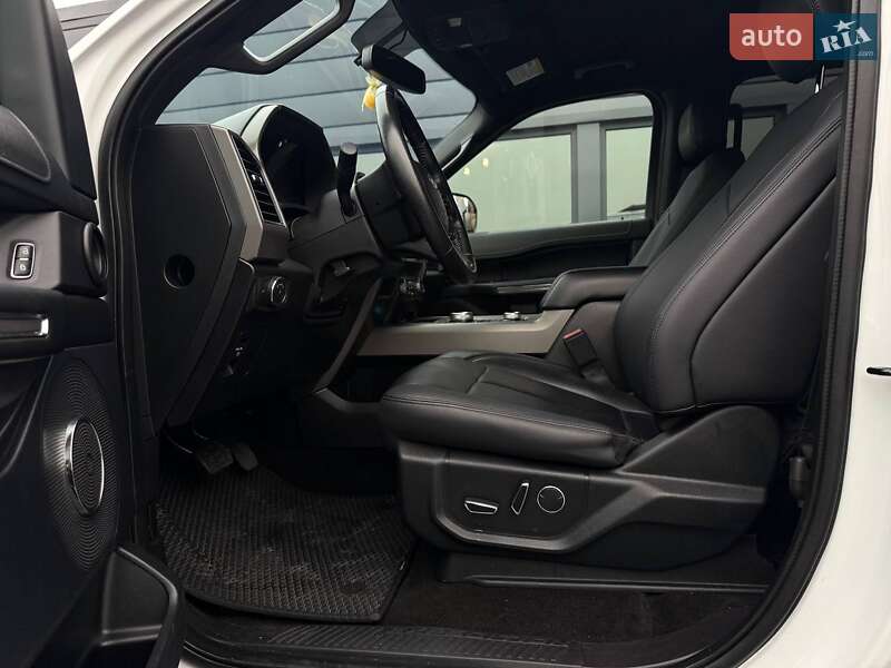 Позашляховик / Кросовер Ford Expedition 2019 в Рівному