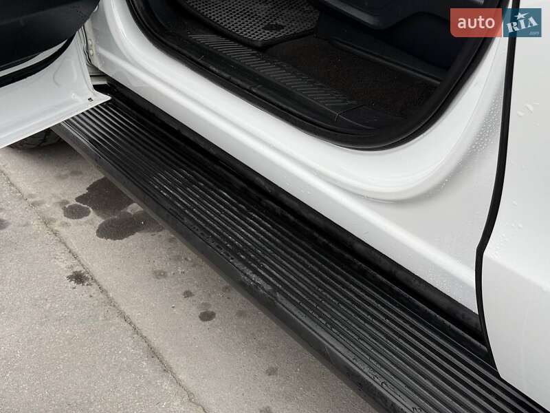 Позашляховик / Кросовер Ford Expedition 2019 в Рівному