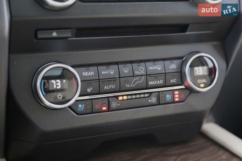 Внедорожник / Кроссовер Ford Expedition 2018 в Киеве