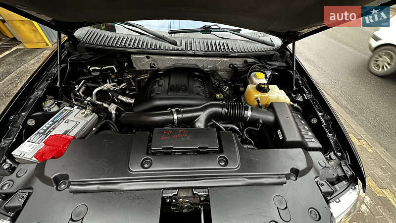 Позашляховик / Кросовер Ford Expedition 2016 в Києві фото 31 Позашляховик / Кросовер Ford Expedition 2016 в Києві