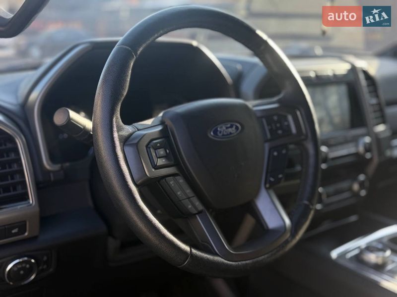 Внедорожник / Кроссовер Ford Expedition 2019 в Киеве