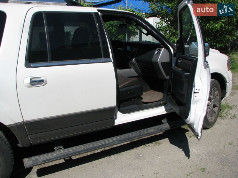 Внедорожник / Кроссовер Ford Expedition 2016 в Днепре
