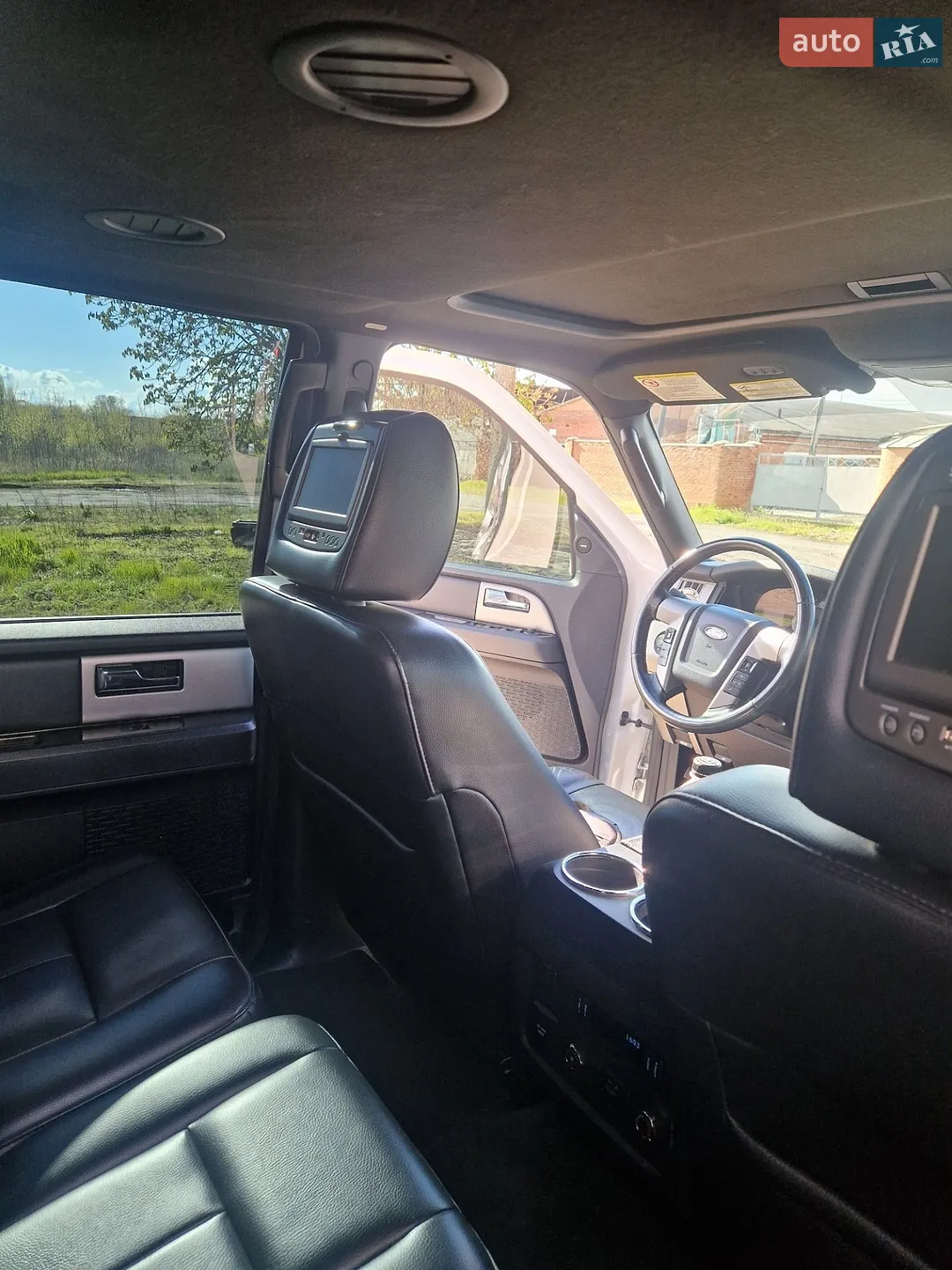 2015 Ford Expedition - мініатюра 19