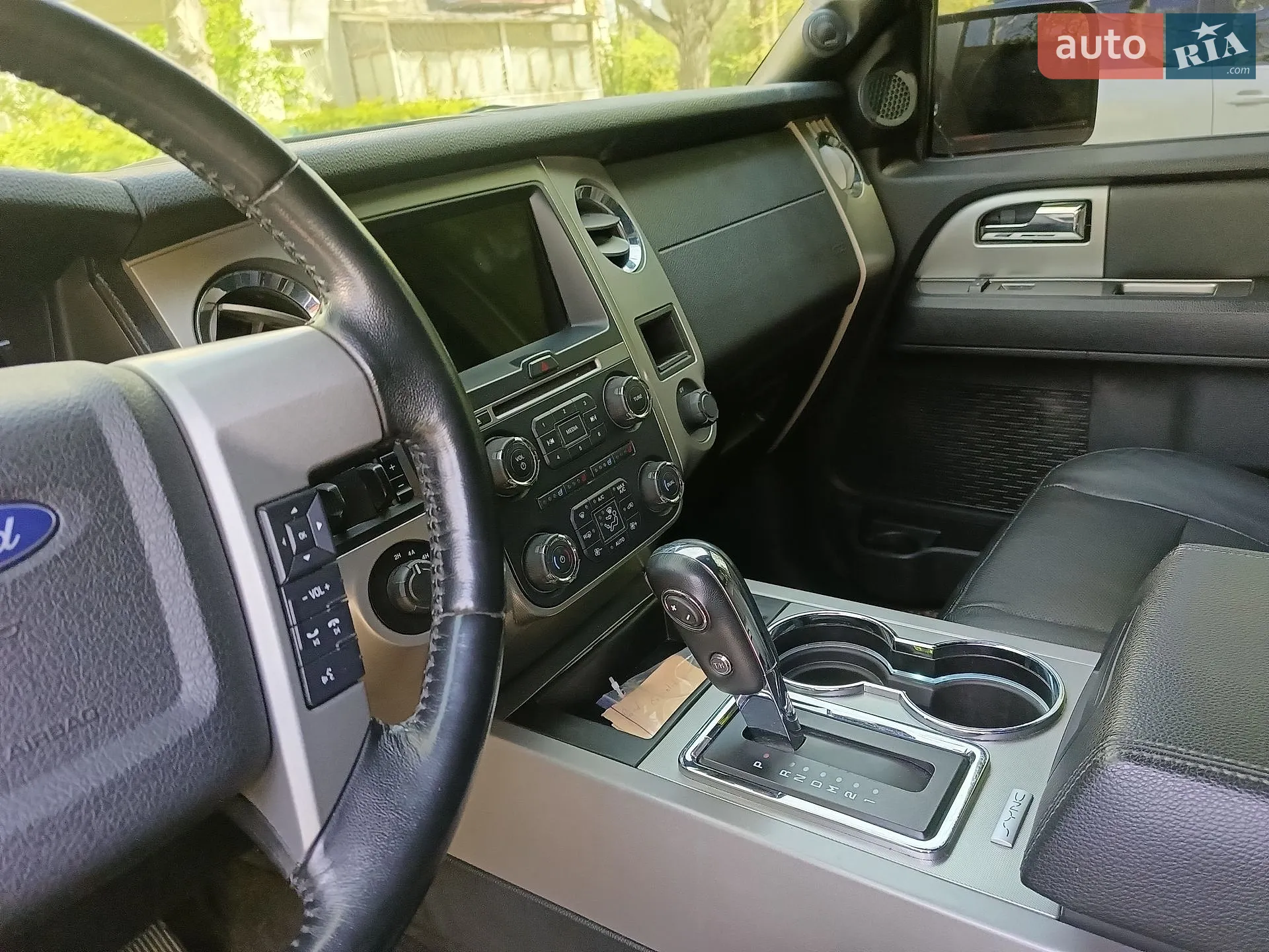 2017 Ford Expedition - мініатюра 18