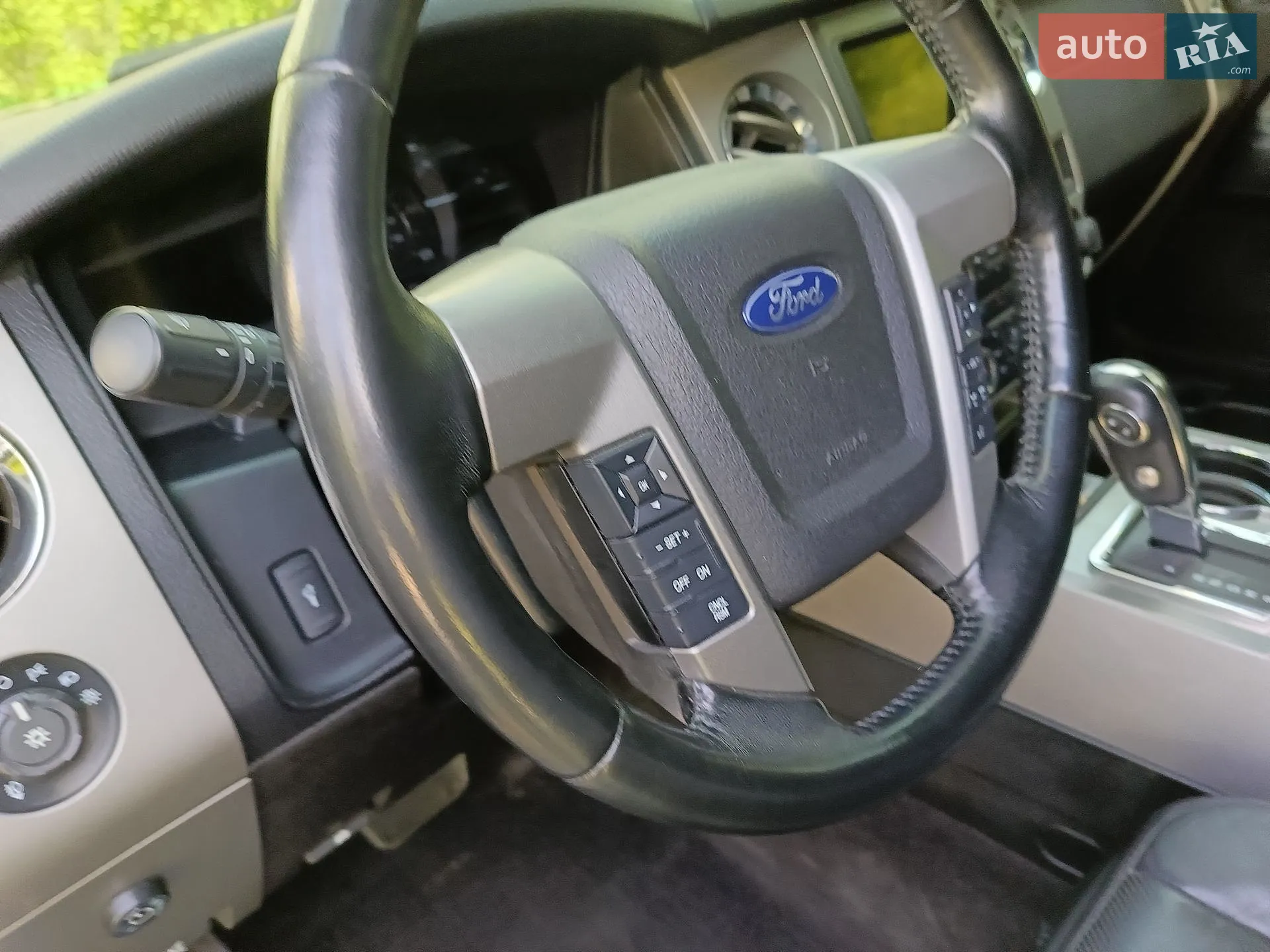 2017 Ford Expedition - мініатюра 37