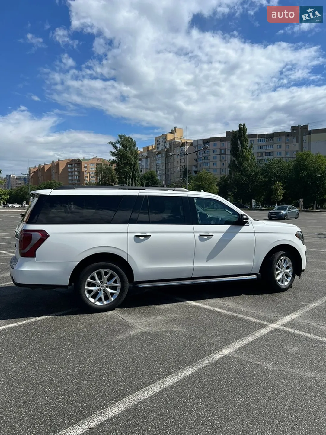 2021 Ford Expedition - мініатюра 8