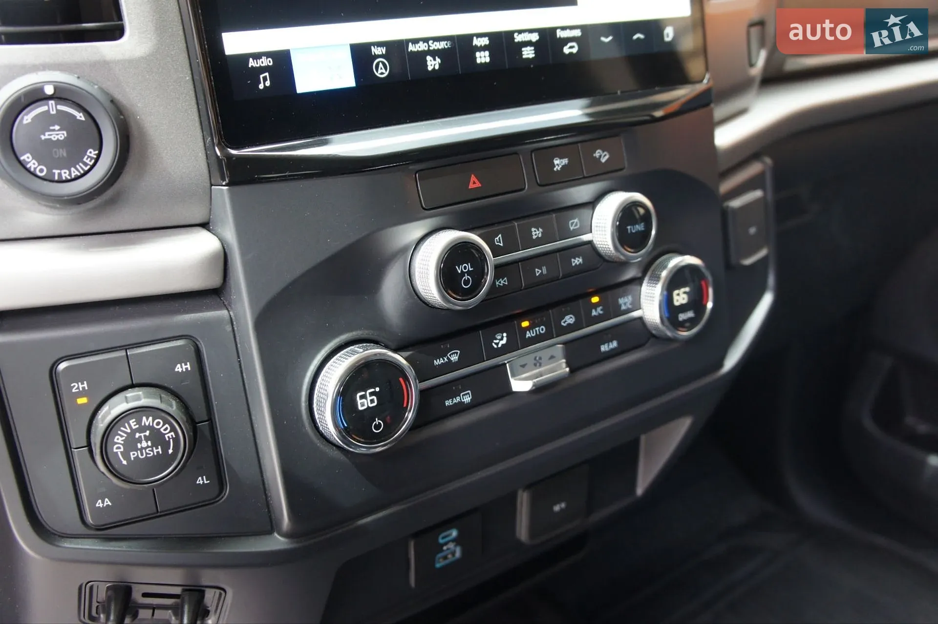 2022 Ford Expedition - мініатюра 15