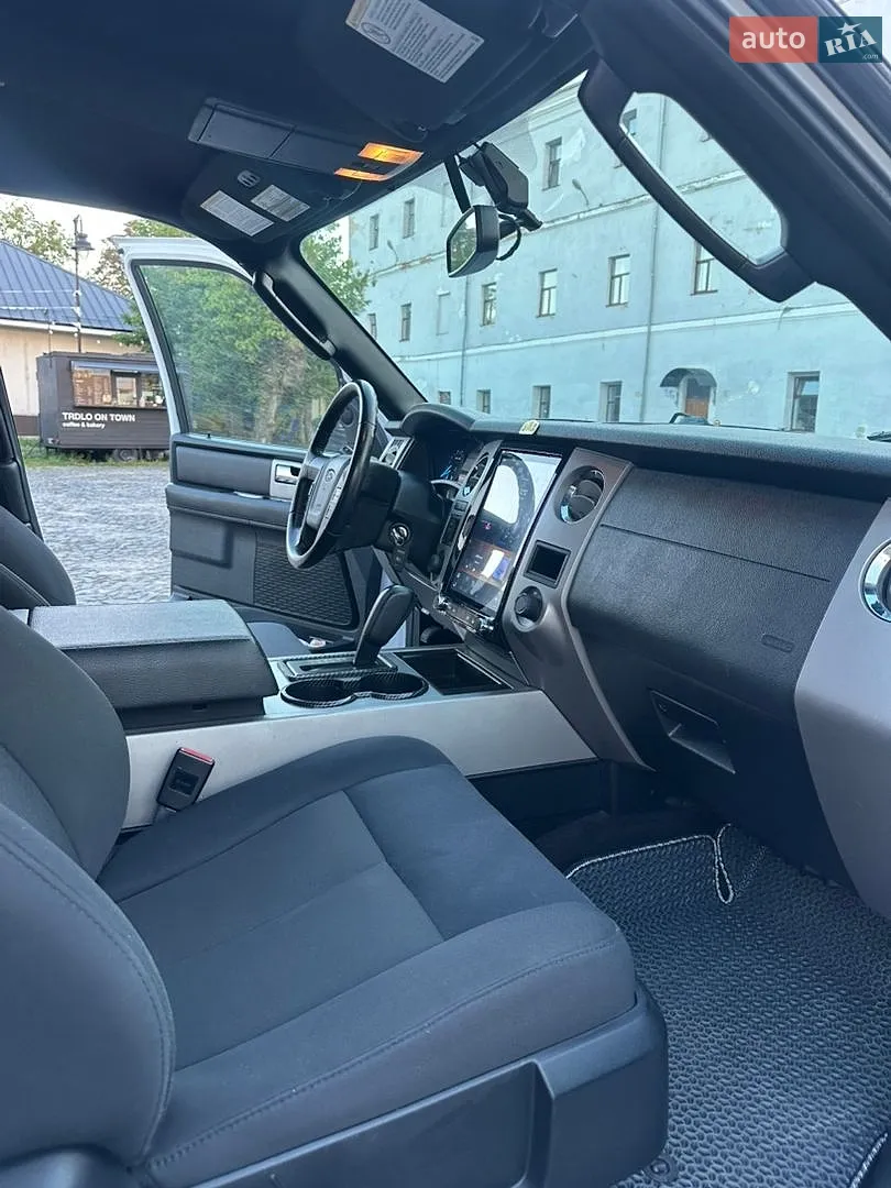 2016 Ford Expedition - мініатюра 24