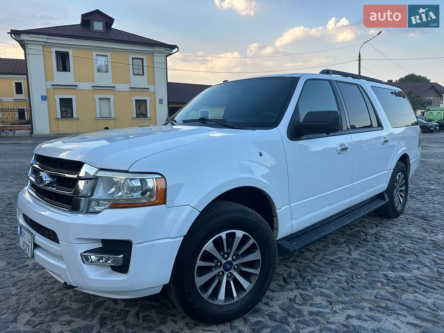 2016 Ford Expedition - мініатюра 2