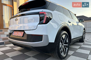 Внедорожник / Кроссовер Ford Explorer EV 2024 в 
