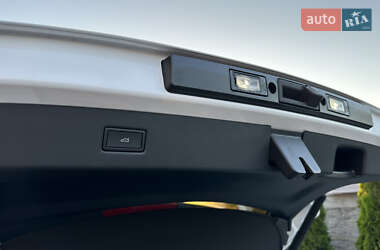Внедорожник / Кроссовер Ford Explorer EV 2024 в 