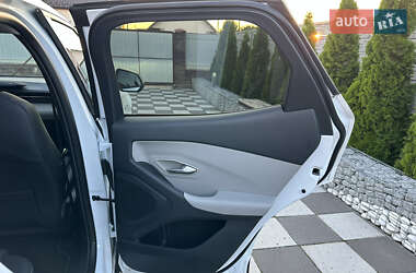 Внедорожник / Кроссовер Ford Explorer EV 2024 в 