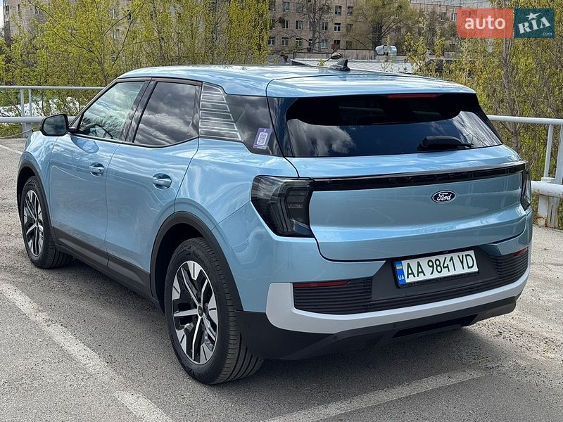 Внедорожник / Кроссовер Ford Explorer EV 2024 в Киеве