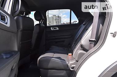 Позашляховик / Кросовер Ford Explorer 2011 в Києві