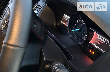 Позашляховик / Кросовер Ford Explorer 2018 в 