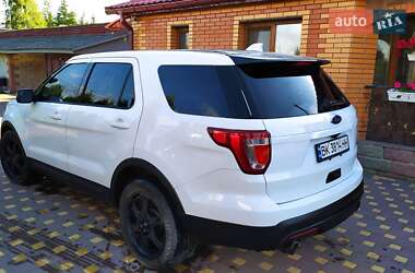 Внедорожник / Кроссовер Ford Explorer 2016 в Рокитном