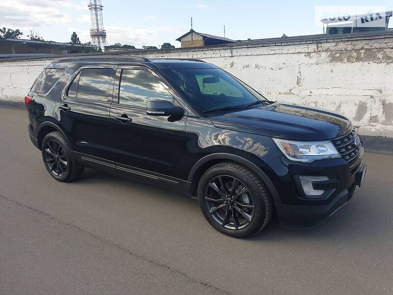 Позашляховик / Кросовер Ford Explorer 2016 в Києві