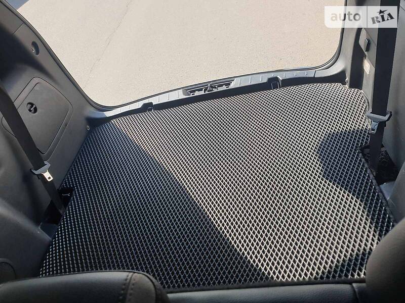 Позашляховик / Кросовер Ford Explorer 2016 в Києві