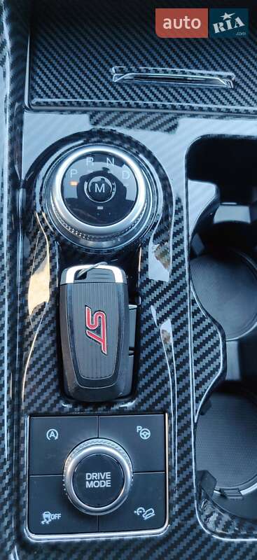 Внедорожник / Кроссовер Ford Explorer 2020 в Харькове