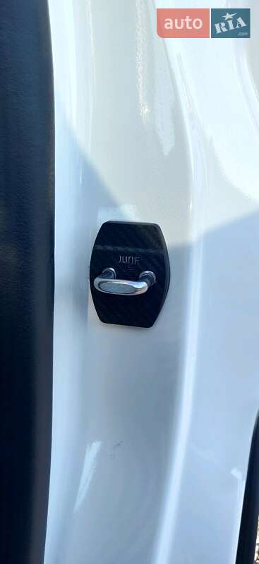 Внедорожник / Кроссовер Ford Explorer 2020 в Харькове