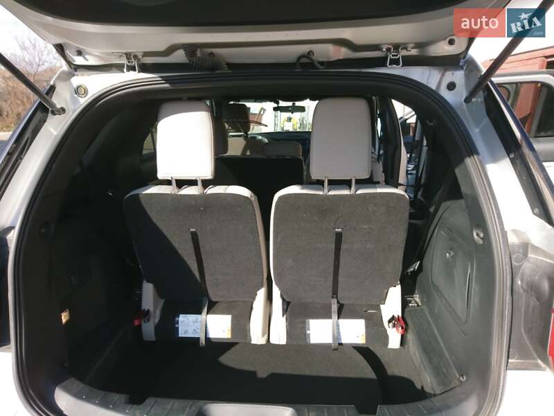 Внедорожник / Кроссовер Ford Explorer 2018 в Чорткове