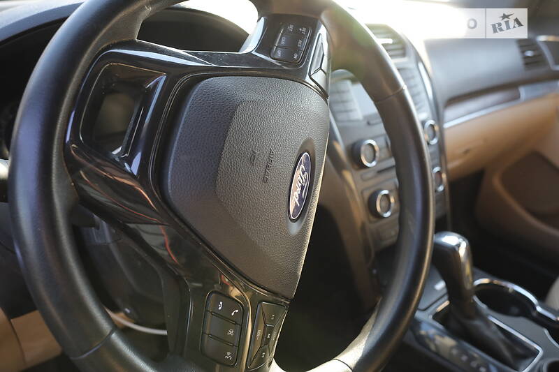Позашляховик / Кросовер Ford Explorer 2018 в Кривому Розі