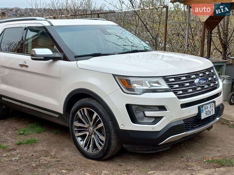 Позашляховик / Кросовер Ford Explorer 2016 в Первомайську