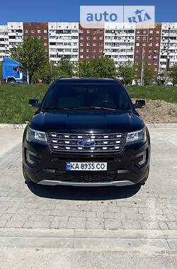 Позашляховик / Кросовер Ford Explorer 2015 в Києві