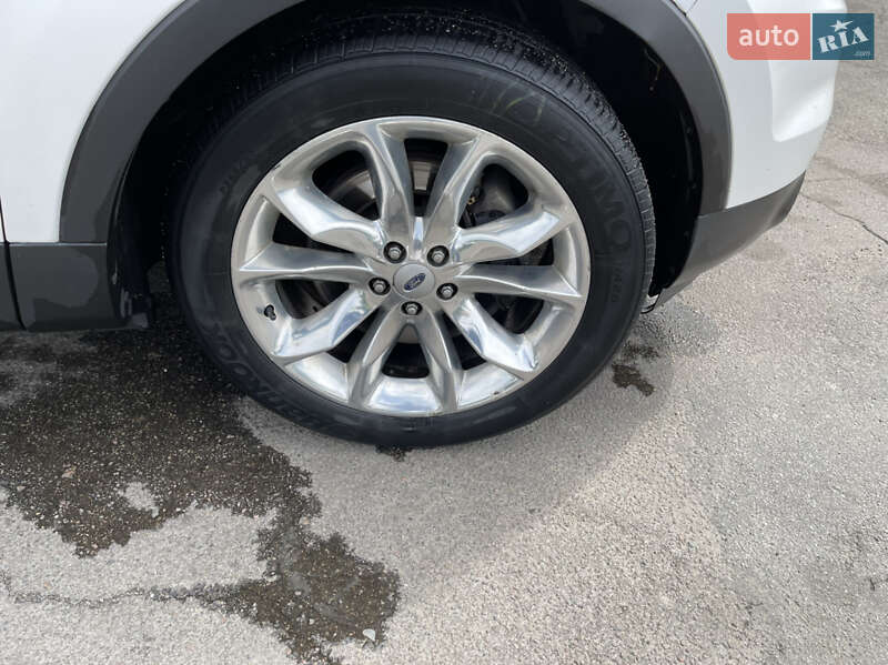Позашляховик / Кросовер Ford Explorer 2013 в Києві