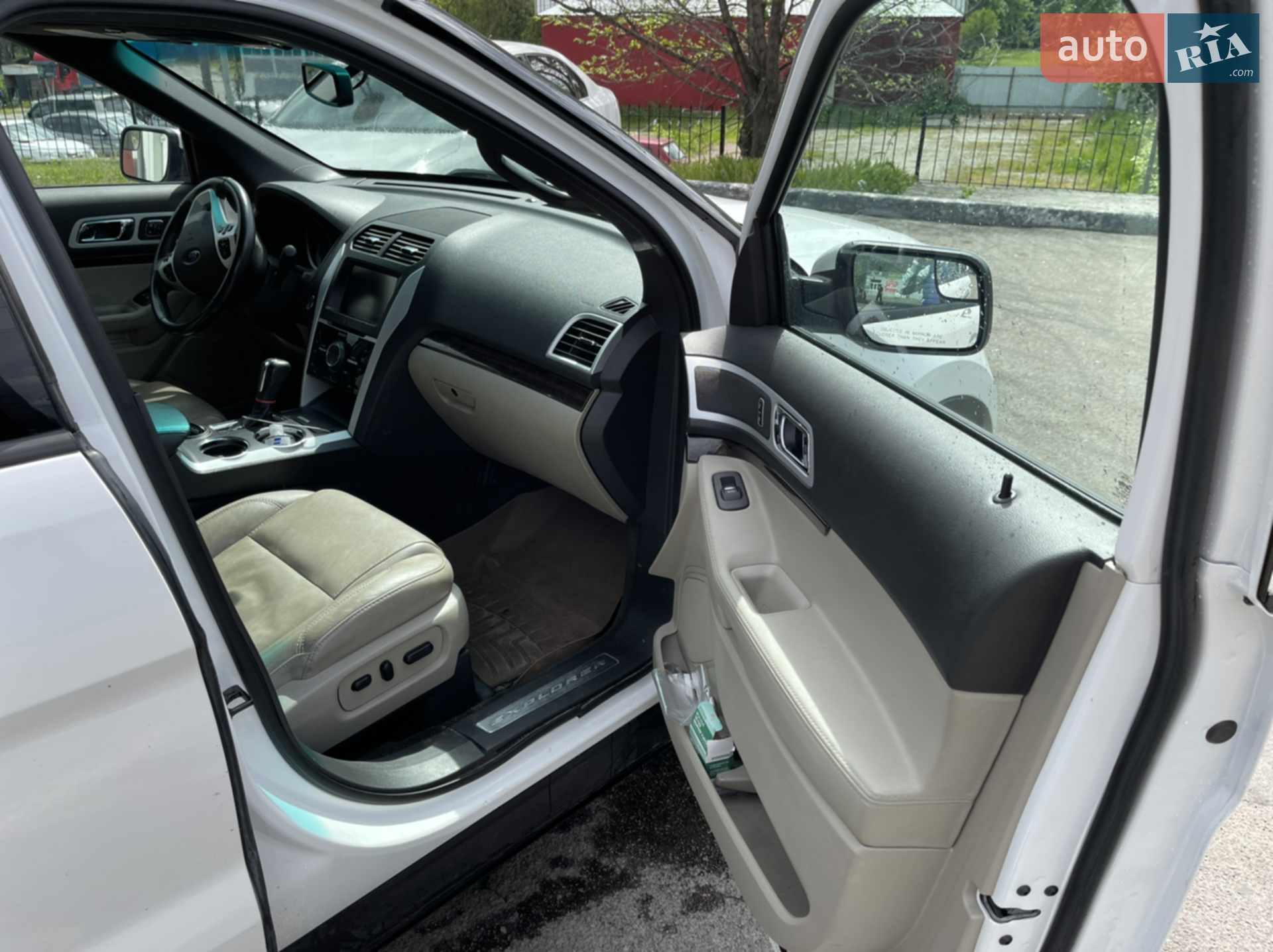 2013 Ford Explorer - мініатюра 9