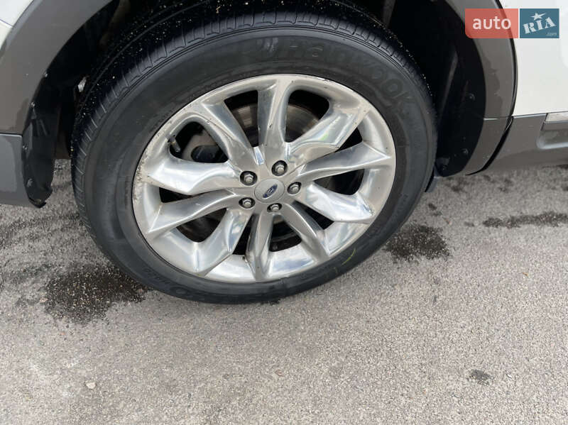 Позашляховик / Кросовер Ford Explorer 2013 в Києві