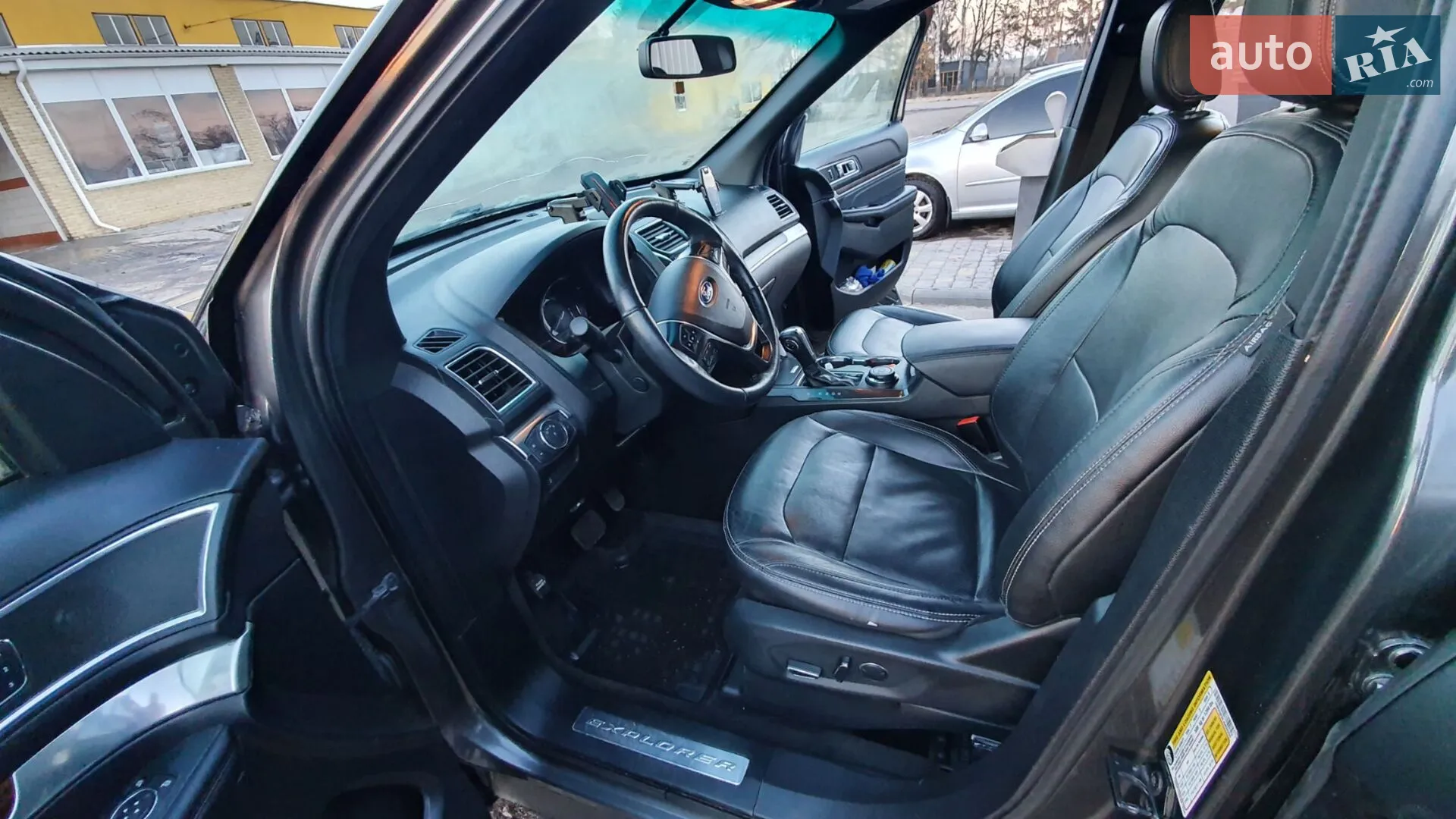 2018 Ford Explorer - мініатюра 11