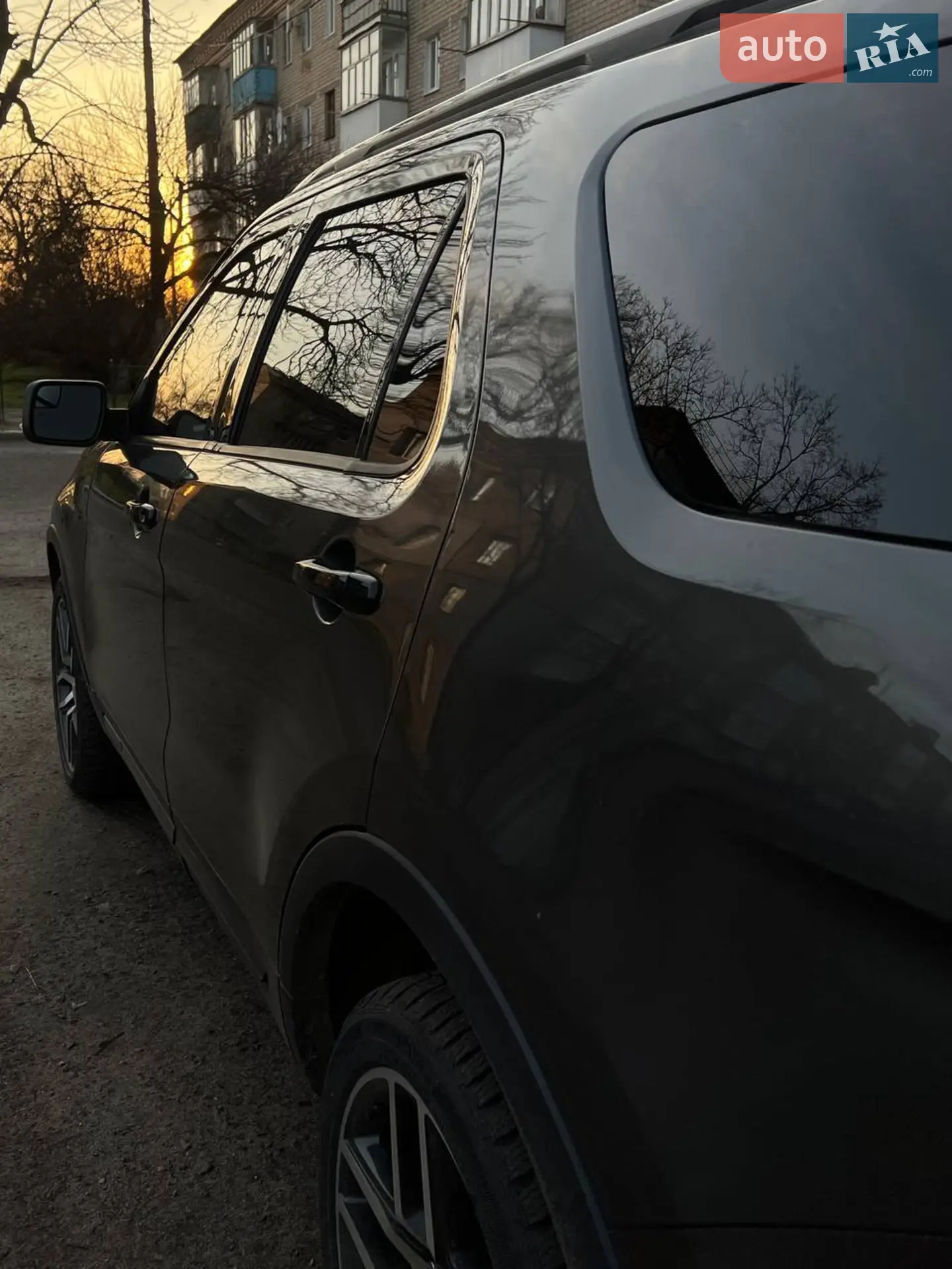 2015 Ford Explorer - мініатюра 14