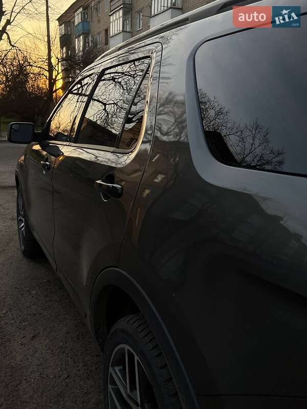 Внедорожник / Кроссовер Ford Explorer 2015 в Харькове